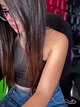 Check-out your craziest wishes with our pick of gaming cams models, featuring big knockers, round tails and tight twats.