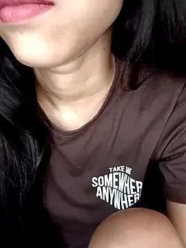 Queen_Pooja7 from StripChat is Freechat