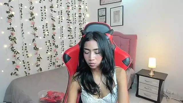 Queen_valeska from StripChat is Freechat