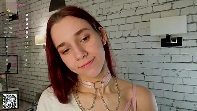 QueenieBrainard webcams show profile image 