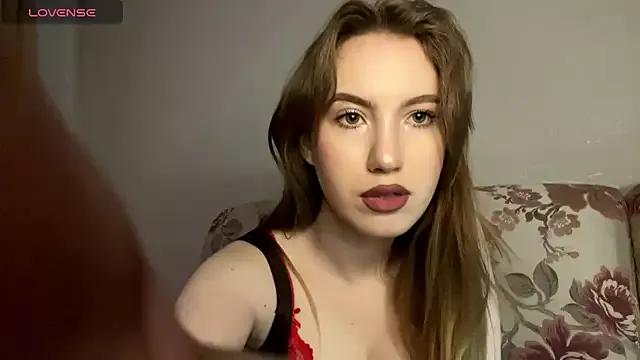 Quiet_Kitten from StripChat is Freechat