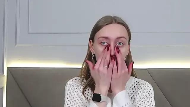 Check-out your craziest wishes with our pick of gaming cams models, featuring big knockers, round tails and tight twats.