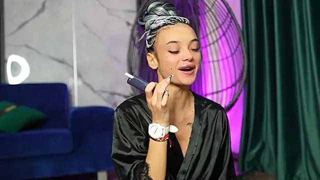 Check-out your craziest wishes with our pick of gaming cams models, featuring big knockers, round tails and tight twats.