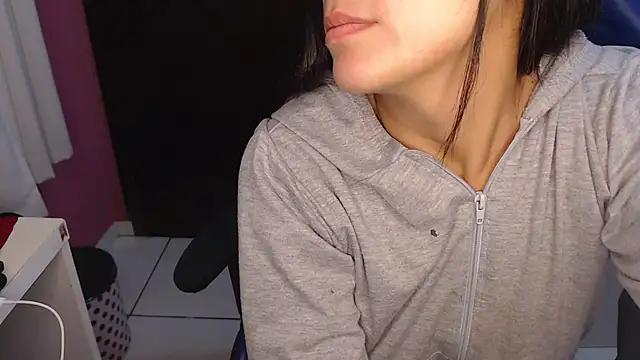 Rafaelayamazaki webcams show profile image 