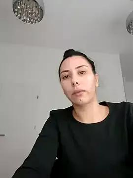 Raisa_Crush from StripChat is Freechat