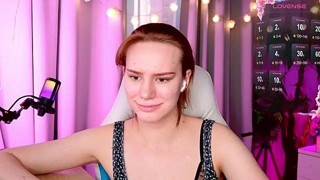 Check-out your craziest wishes with our pick of gaming cams models, featuring big knockers, round tails and tight twats.