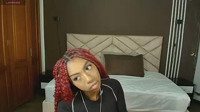 Raquel_jones from StripChat is Freechat