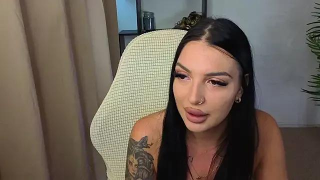 Check-out your craziest wishes with our pick of gaming cams models, featuring big knockers, round tails and tight twats.