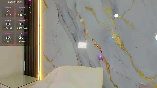 raven_li from StripChat is Freechat