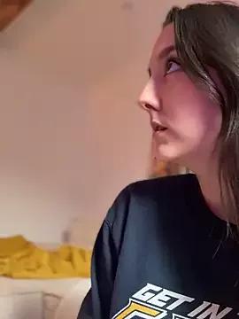 Photos of RealJuliette from StripChat is Freechat