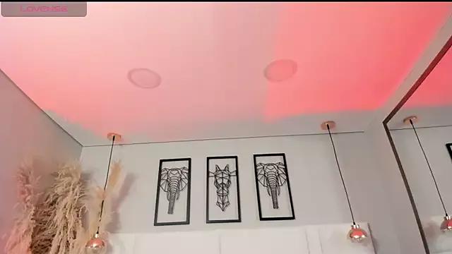 Check-out your craziest wishes with our pick of gaming cams models, featuring big knockers, round tails and tight twats.