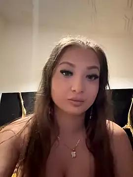 Check-out your craziest wishes with our pick of gaming cams models, featuring big knockers, round tails and tight twats.