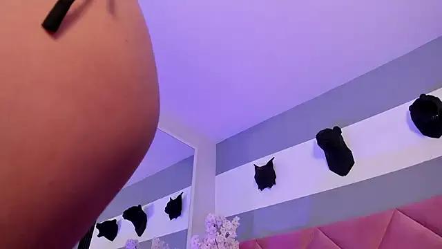 Red__jess from StripChat is Freechat