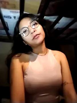 Regina_Shine from StripChat is Freechat