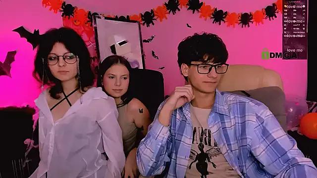 renata_sweety from StripChat is Freechat