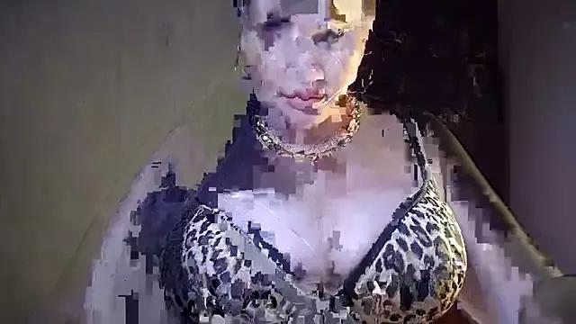 Renezlice from StripChat
