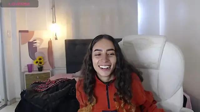 RileyAndAlexa from StripChat is Freechat