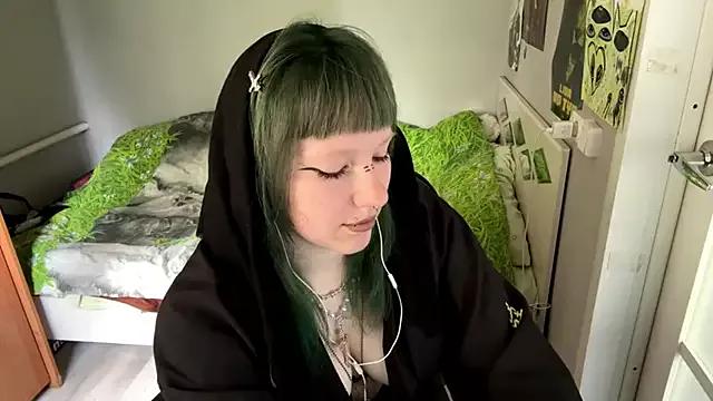 Risky_Rose from StripChat is Freechat
