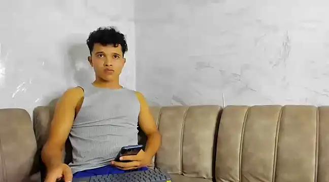 Romeo_Julieth18 from StripChat is Freechat