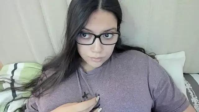 Check-out your craziest wishes with our pick of gaming cams models, featuring big knockers, round tails and tight twats.
