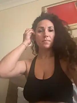 Rosalinda_Rosalinda from StripChat is Freechat