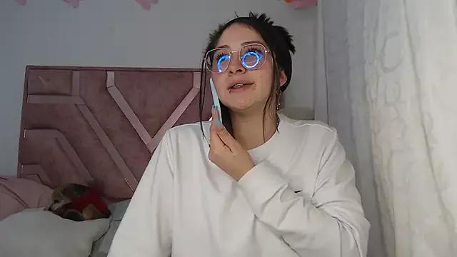 Rosaline_Baker- from StripChat is Freechat