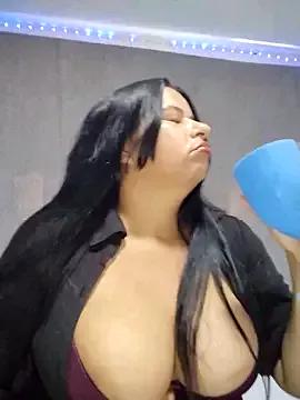 Check-out your craziest wishes with our pick of gaming cams models, featuring big knockers, round tails and tight twats.