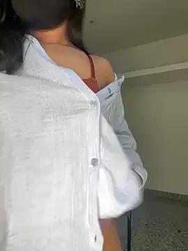 Photos of Roshini_Walia from StripChat is Freechat