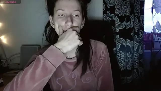 RosieHayes from StripChat is Freechat