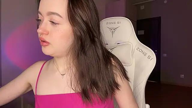 Check-out your craziest wishes with our pick of gaming cams models, featuring big knockers, round tails and tight twats.