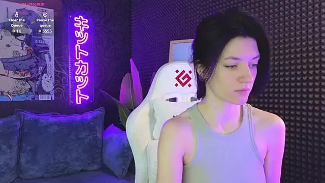 Check-out your craziest wishes with our pick of gaming cams models, featuring big knockers, round tails and tight twats.