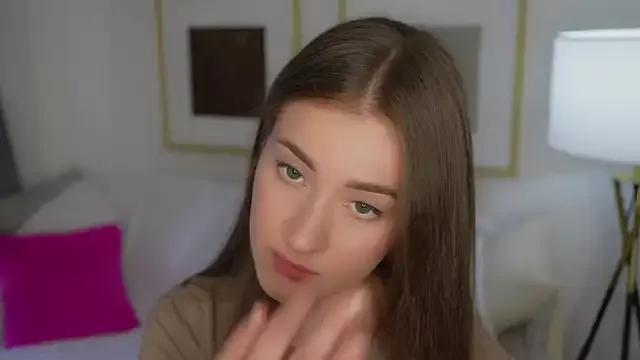 RoxyRolls from StripChat is Freechat