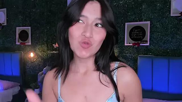 Rubyvixxen_ from StripChat is Freechat