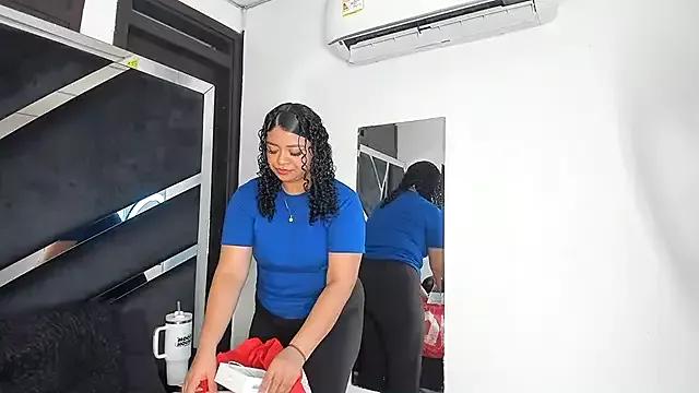 Check-out your craziest wishes with our pick of gaming cams models, featuring big knockers, round tails and tight twats.