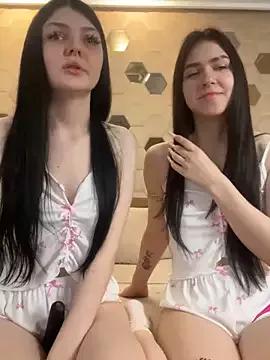 Photos of RuthandJess from StripChat is Freechat