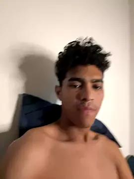 Ryan-hot from StripChat is Freechat