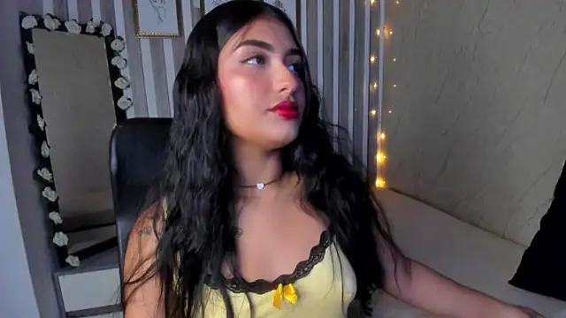 Check-out your craziest wishes with our pick of gaming cams models, featuring big knockers, round tails and tight twats.