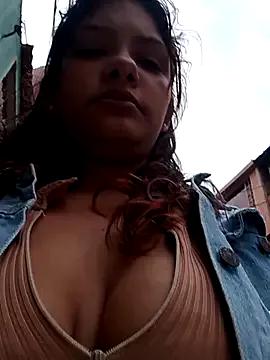 SabrinaxX69 from StripChat is Freechat