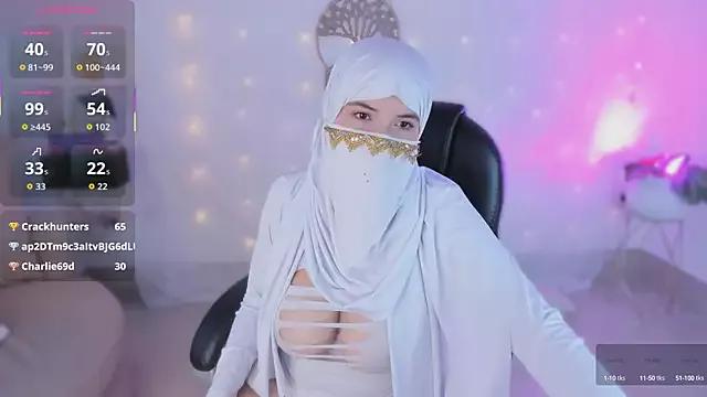 salma_isawwii from StripChat is Freechat