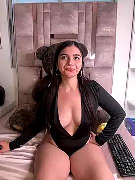 Check-out your craziest wishes with our pick of gaming cams models, featuring big knockers, round tails and tight twats.