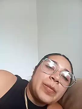 Samara_Outdoors from StripChat is Freechat