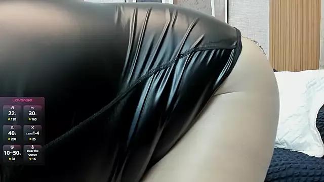 Check-out your craziest wishes with our pick of gaming cams models, featuring big knockers, round tails and tight twats.