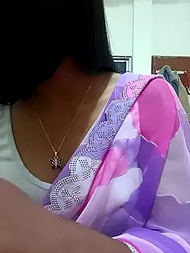 Sanaya_Queen19 from StripChat is Freechat