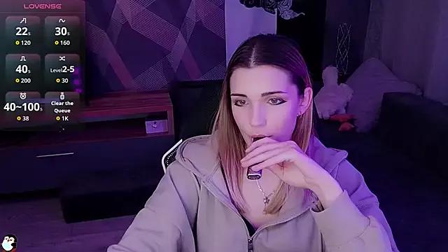 Check-out your craziest wishes with our pick of gaming cams models, featuring big knockers, round tails and tight twats.