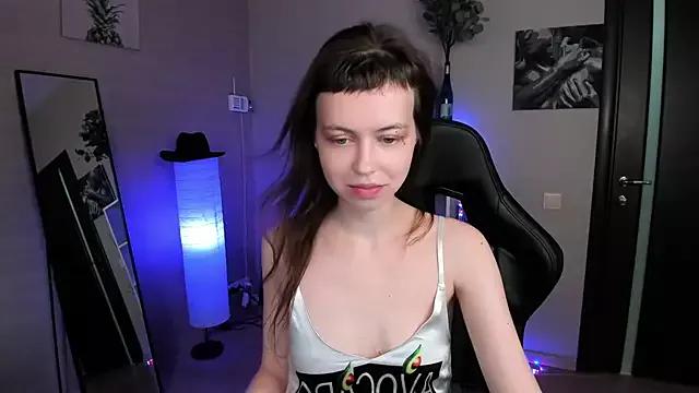 Check-out your craziest wishes with our pick of gaming cams models, featuring big knockers, round tails and tight twats.
