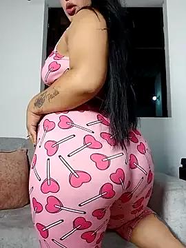 Check-out your craziest wishes with our pick of gaming cams models, featuring big knockers, round tails and tight twats.