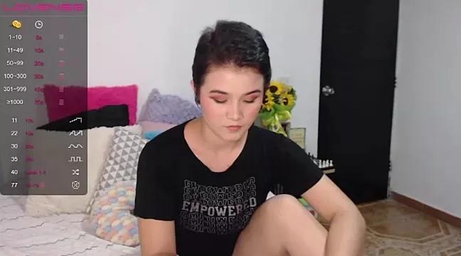sara_010 from StripChat