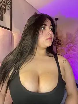 Sara__collins__ from StripChat is Freechat