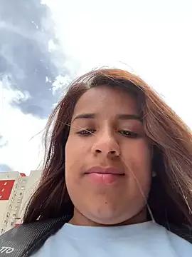 sara_loveyou01 from StripChat is Freechat
