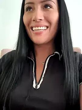 Sara_luna_ from StripChat is Freechat